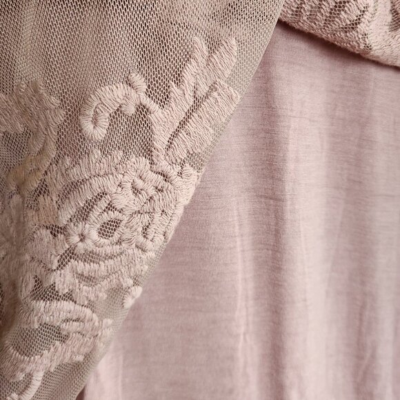 As Seen On Taylor Swift: Free People Reign Over Me Lace Dress - Picture 14 of 16